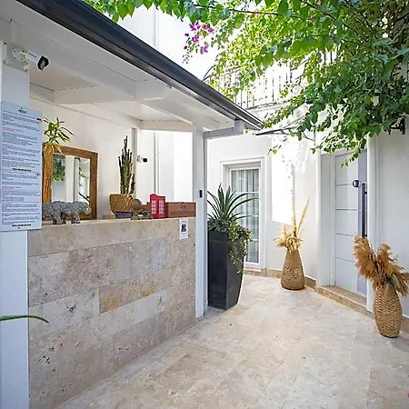 Noa Ξενοδοχείο 4*